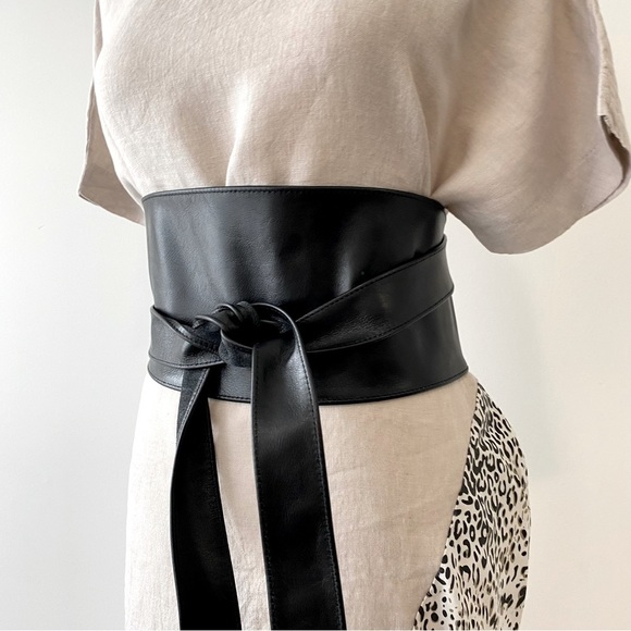 Linen Neutral Dress - Picture 1 of 12